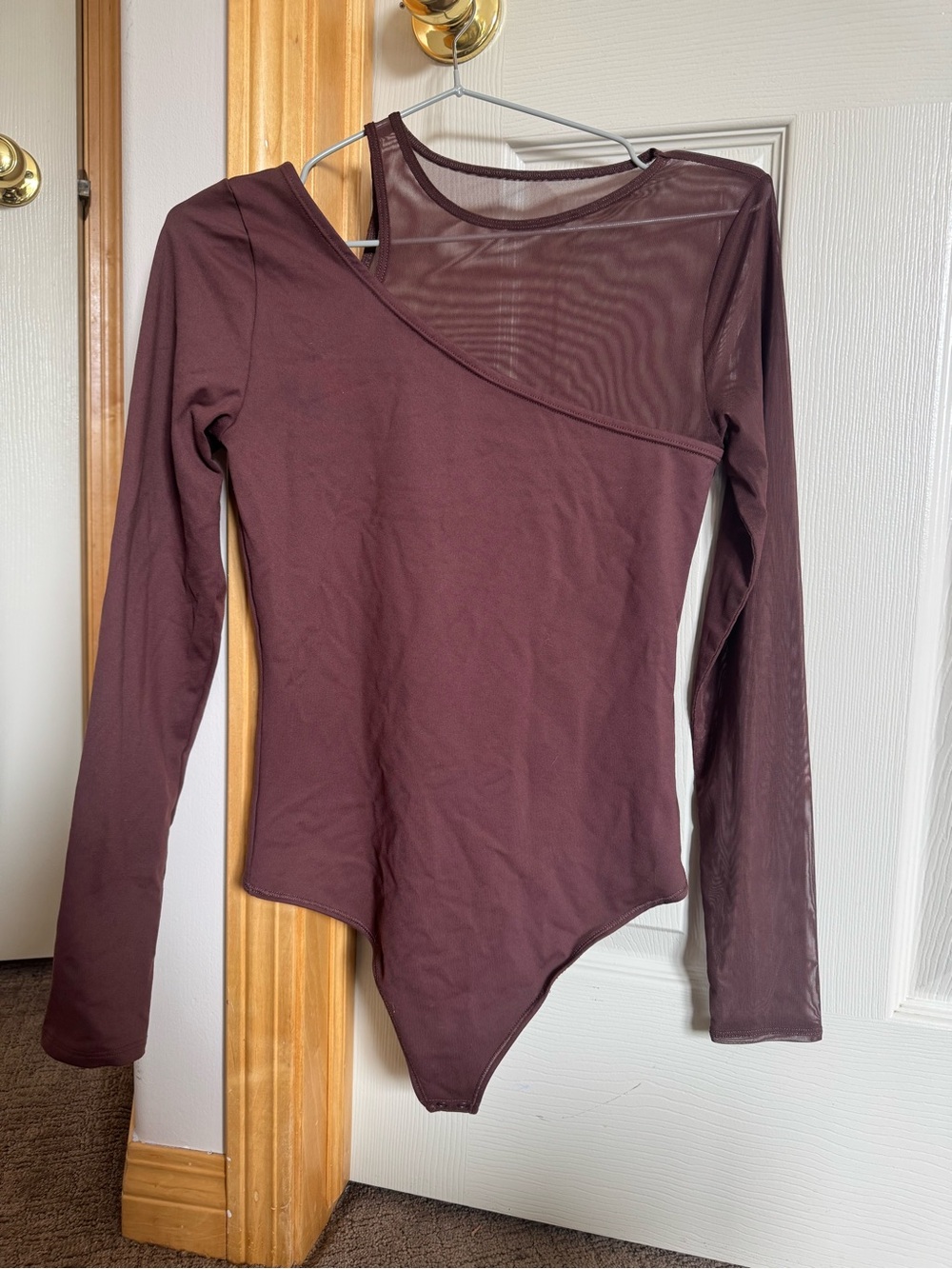 ABERCROMBIE Asymmetrical Cutout Long Sleeve Mesh Bodysuit size S